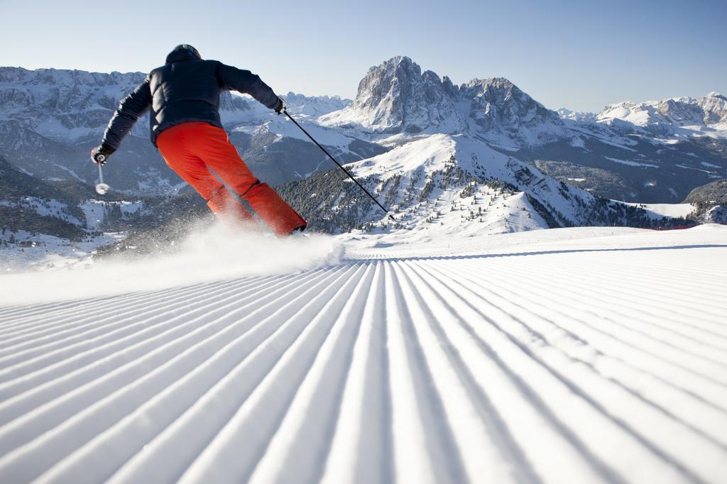 Garni Crepaz Bed & Breakfast Selva di Val Gardena Exterior photo